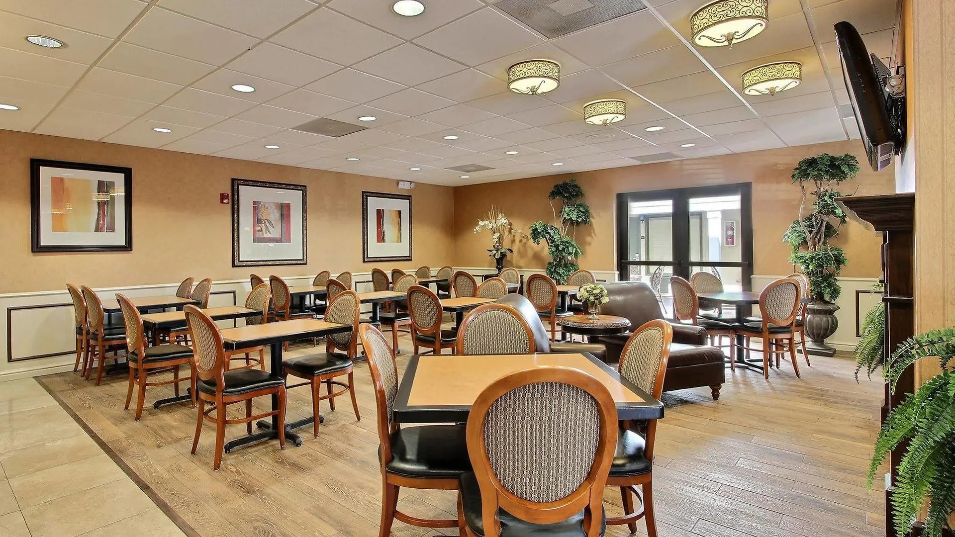 Best Western Savannah Historic District